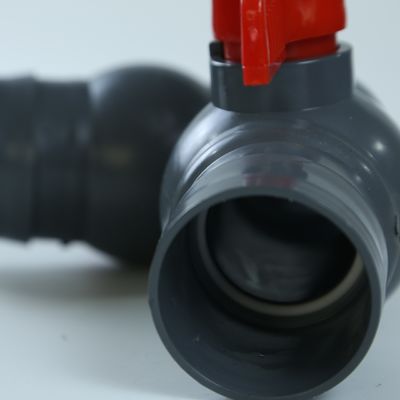 Corrosion Resistant 40mm PVC Ball Valve Straight Through UV Resistant